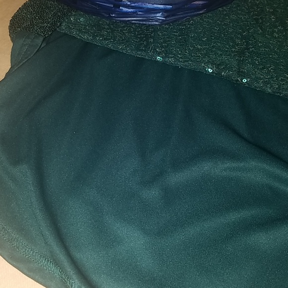 Top, Rue 21 Emerald Green Sequined Tank Top - Picture 6 of 8